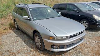 1999 Mitsubishi Legnum Station Wagon Photo