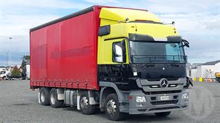 2015 Mercedes-Benz Actros 3251L/52 Curtainside GCM 70,000kg Photo