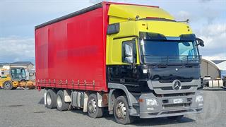 2016 Mercedes-Benz Actros 3251L/52 Curtainside GCM 70,000kg Photo