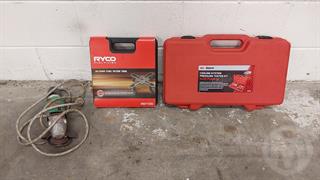 Tools Pressure Tester & Fuel Filter Workshop Equipment Photo