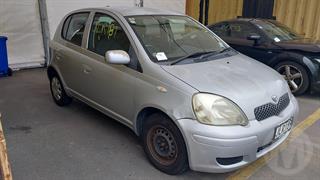 2004 Toyota Vitz Hatch Photo