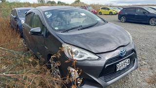 2015 Toyota Aqua Hatch Photo