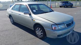 1997 Nissan Bluebird Sedan Photo