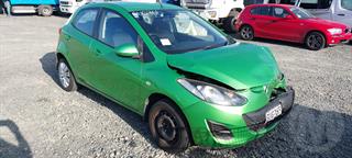 2013 Mazda MAZDA2 Classic 1.5 4AT Hatch Photo