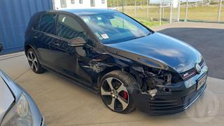 2015 Volkswagen Golf Hatch Photo