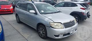 2004 Toyota Corolla Fielder Station Wagon Photo
