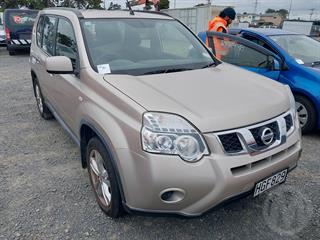 2014 Nissan X-trail 2.0 2WD CVT Station Wagon Photo