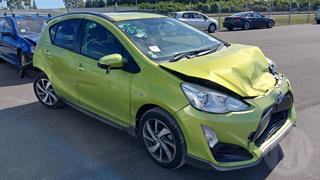 2014 Toyota Aqua Hatch Photo