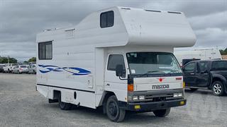1997 Mazda Titan Motorhome Photo