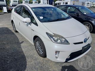 2014 Toyota Prius Hybrid Hatch Photo