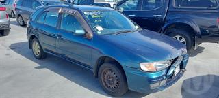 1998 Nissan Pulsar Sedan Photo