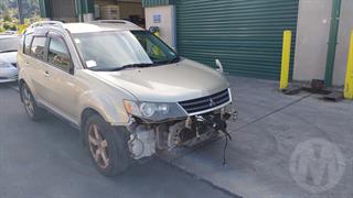 2006 Mitsubishi Outlander Hatch Photo