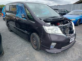 2013 Nissan Serena Highway Star High Roof Van Photo