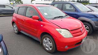 2005 Toyota IST Hatch Photo