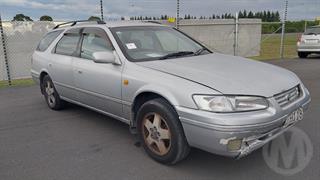 1999 Toyota Camry Gracia Station Wagon Photo