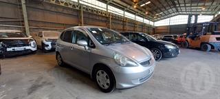 2005 Honda fit Hatch Photo