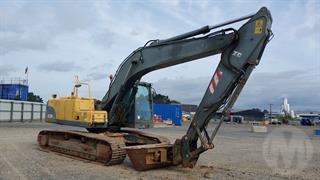 2011 Volvo EC210L Excavator Photo