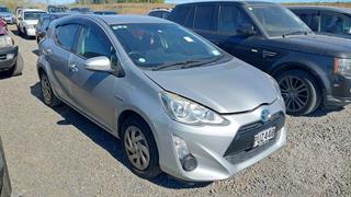 2015 Toyota Aqua Hybrid Hatch Photo