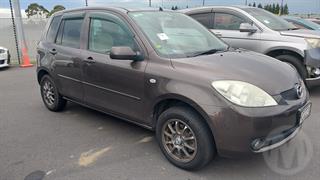 2005 Mazda Demio Hatch Photo