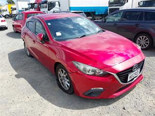 2013 Mazda Axela Hatch Photo
