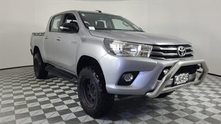 2017 Toyota Hilux SR TD DC 2.8D/6AT/U 4D Dual Cab Utility Photo