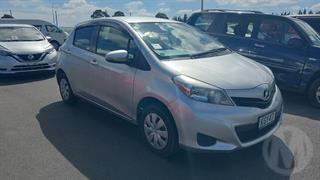2012 Toyota Vitz Hatch Photo