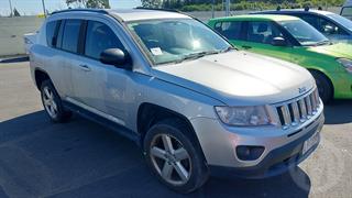 2011 Jeep Compass Station Wagon Photo