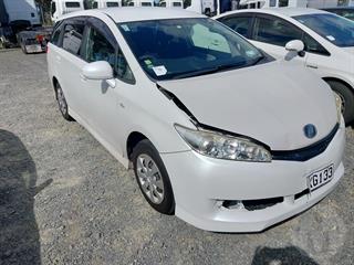 2010 Toyota Wish Station Wagon Photo
