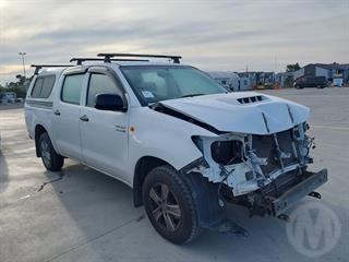 2015 Toyota Hilux 2WD 3.0TD DC UTE 5M Station Wagon Photo