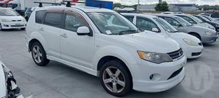 2006 Mitsubishi Outlander Station Wagon Photo