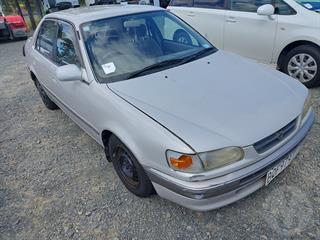 1996 Toyota Corolla Sedan Photo