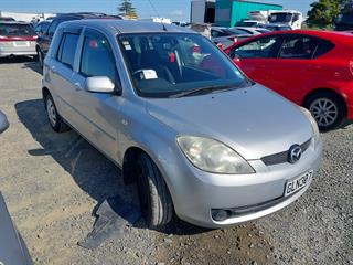 2005 Mazda Demio Hatch Photo