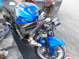 2015 Suzuki GSX-R600 Motorcycle Photo