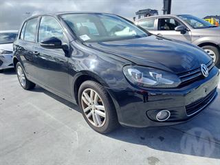 2012 Volkswagen Golf Hatch Photo