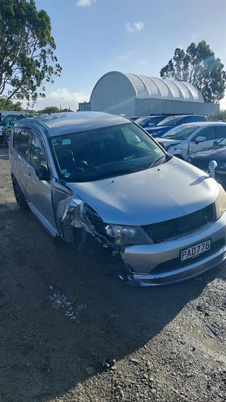 2008 Mitsubishi Outlander Station Wagon Photo