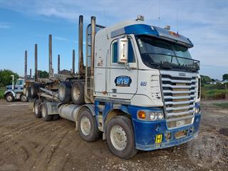 2014 Freightliner FRL Argosy 8X4 Log Truck GCM 65,000kg Photo