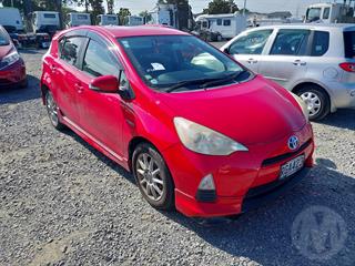 2012 Toyota Aqua Hatch Photo