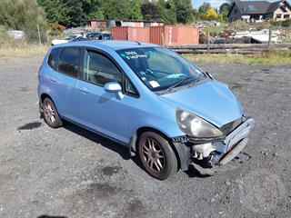 2003 Honda fit Station Wagon Photo