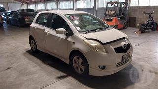 2005 Toyota Yaris 1.5P HATCH5 4A Hatch Photo