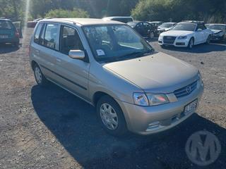 2001 Mazda Demio Hatch Photo