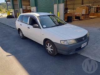 2006 Nissan AD Station Wagon Photo