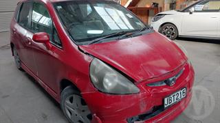 2004 Honda fit Hatch Photo