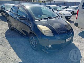 2005 Toyota Vitz Hatch Photo