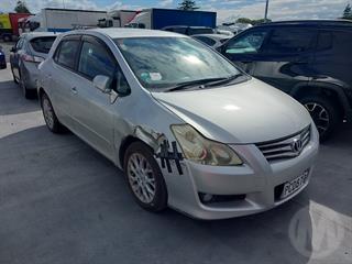 2007 Toyota Blade Station Wagon Photo