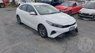2022 Kia Cerato LX 2.0P/6AT Hatch Photo