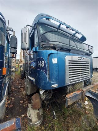 2005 Freightliner Argosy TSB Log Truck Photo