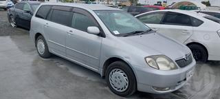2002 Toyota Corolla Fielder Station Wagon Photo