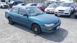 1994 Toyota Corolla LX Sedan Photo
