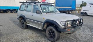 1995 Toyota Landcruiser Station Wagon Photo