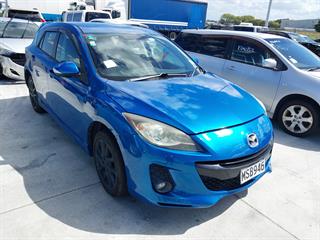 2012 Mazda Axela Hatch Photo